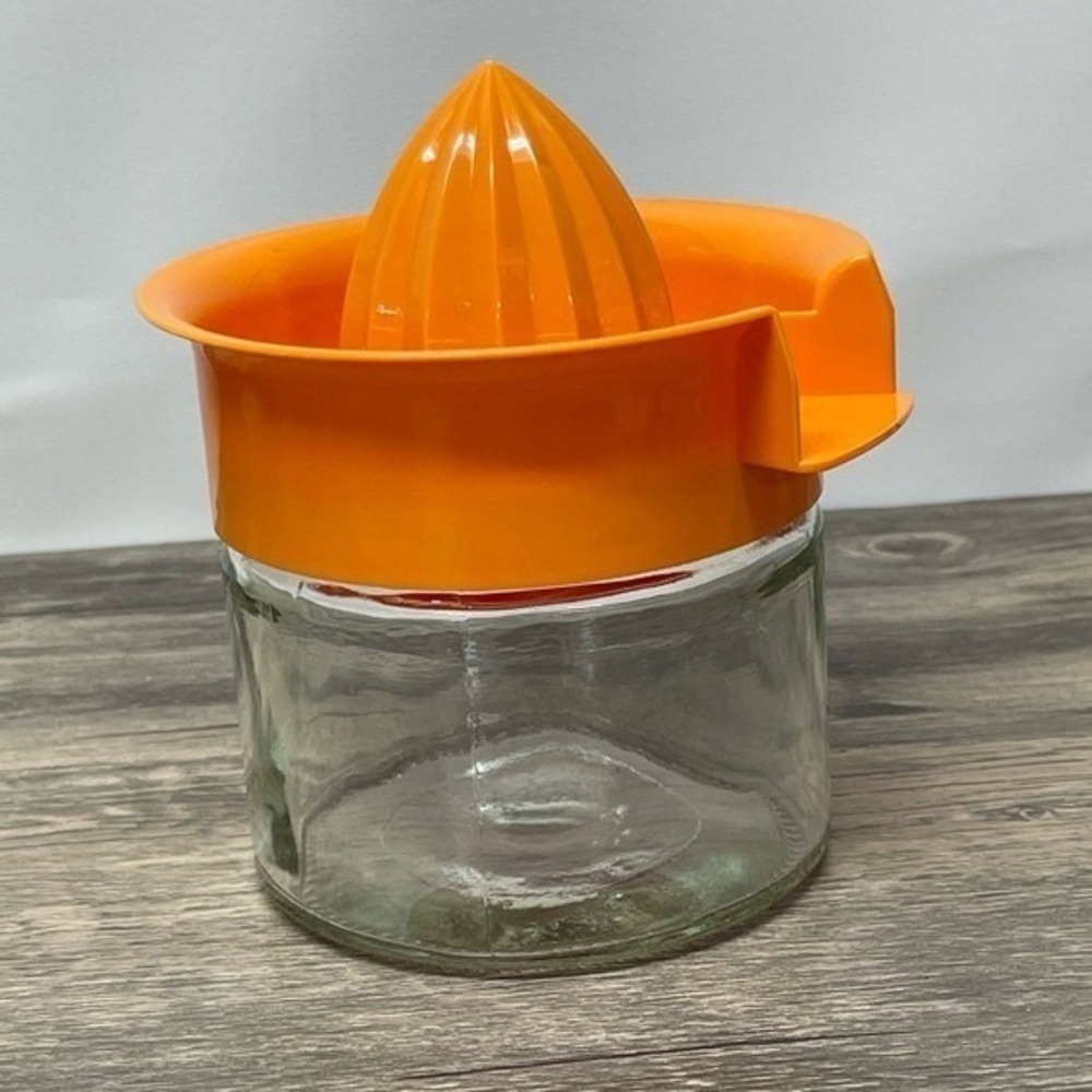 Vintage Style Orange Citrus Juicer Manual Hand Press with Glass Jar 5.5 Inch